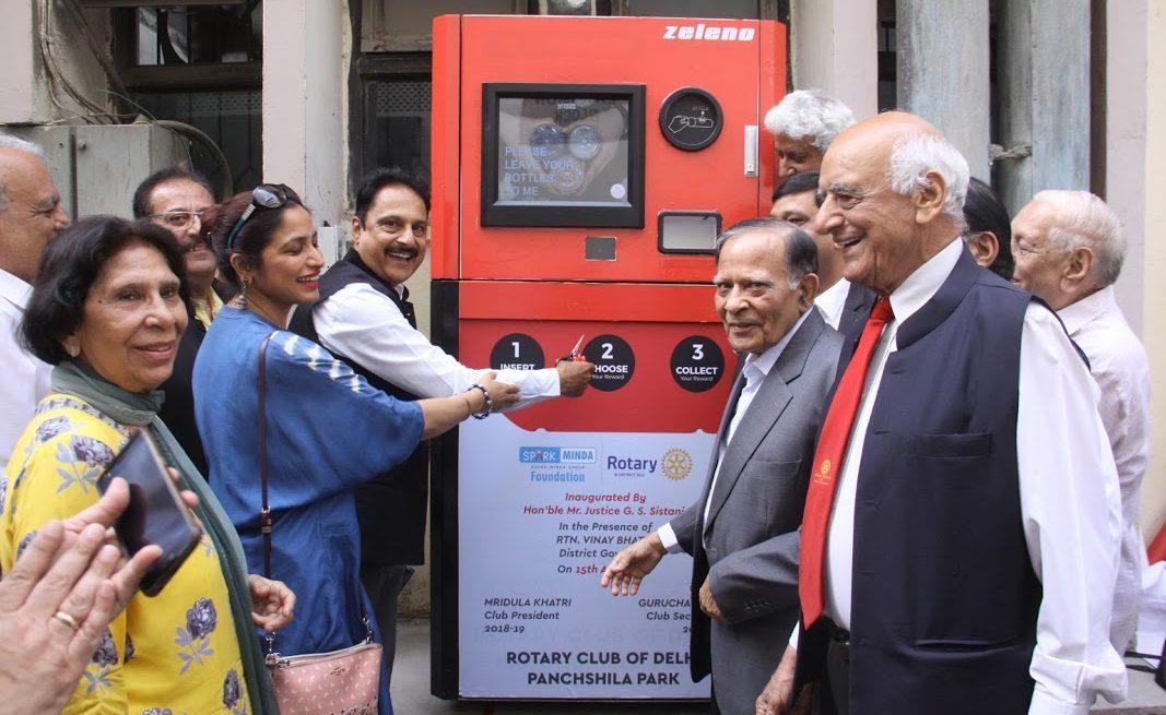Spark-Minda-Waste-disposable-machine-being-inaugurated-at-Delhi-High-Court-e1555411049617